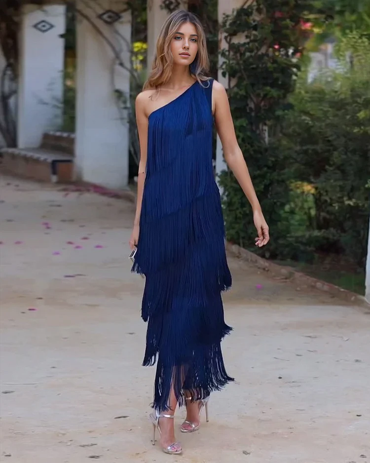 Klänning Rosea Effortless Elegance med utsatta axlar